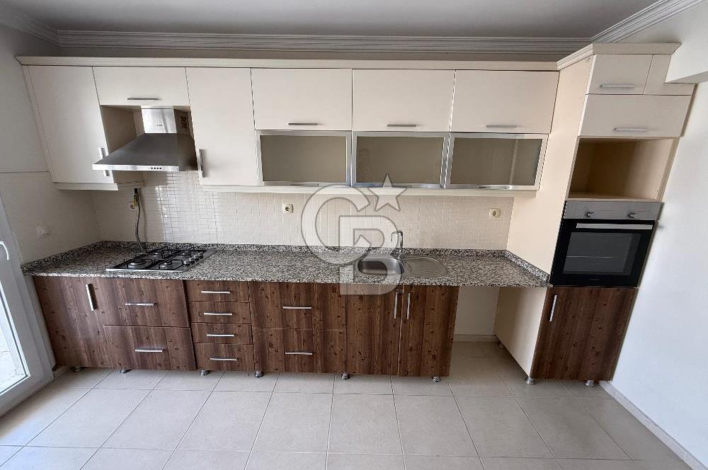 Ulukent Esmira Sitesi'nde 3+1 140 m² Kiralık Ferah Daire