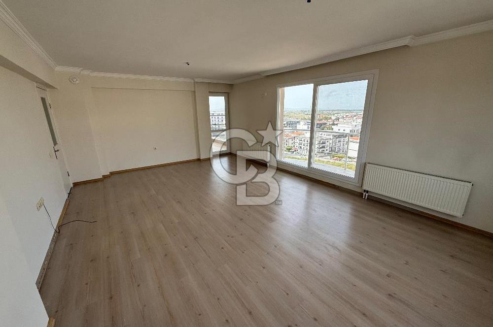 Ulukent Esmira Sitesi'nde 3+1 140 m² Kiralık Ferah Daire