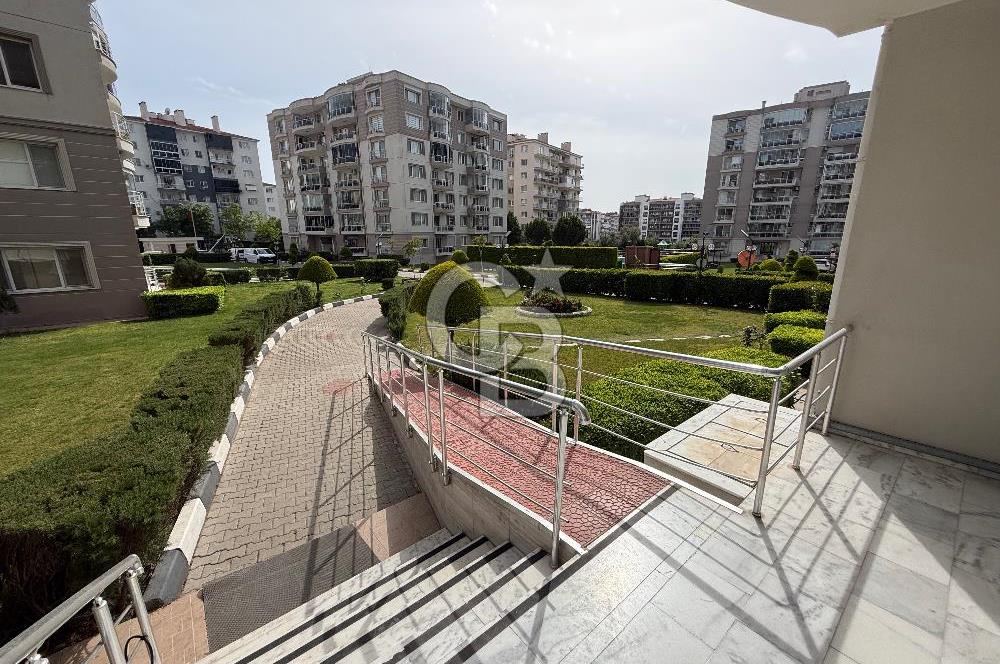 Ulukent Esmira Sitesi'nde 3+1 140 m² Kiralık Ferah Daire
