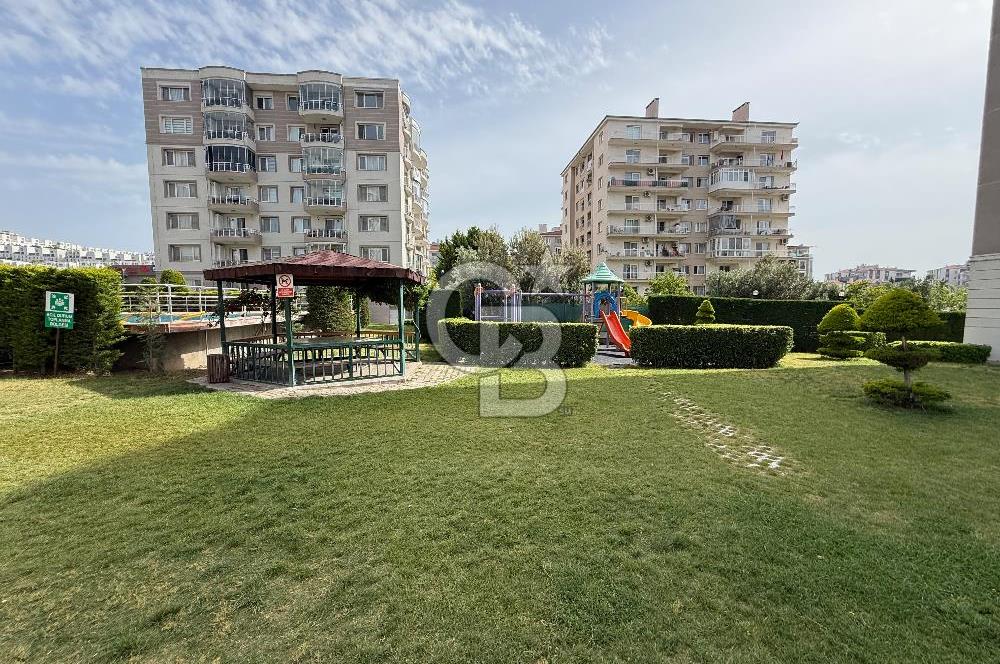 Ulukent Esmira Sitesi'nde 3+1 140 m² Kiralık Ferah Daire