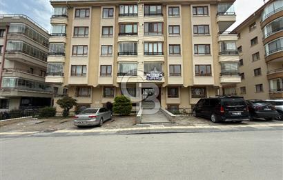 ÖVEÇLER VADİ YANI KABİL CAD.’DE GENİŞ  3+1 | KAPALI BALKON | 