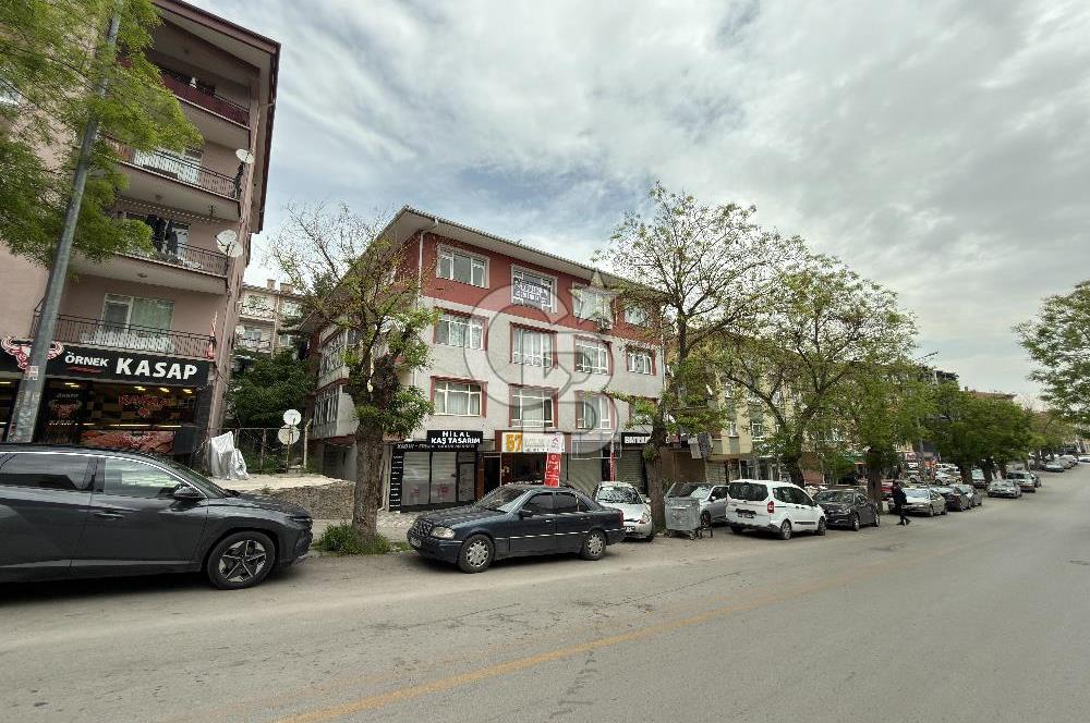 ETLİK KUYUYAZISI CADDESİNDE GENİŞ VE FERAH 3+1 AİLE DAİRESİ