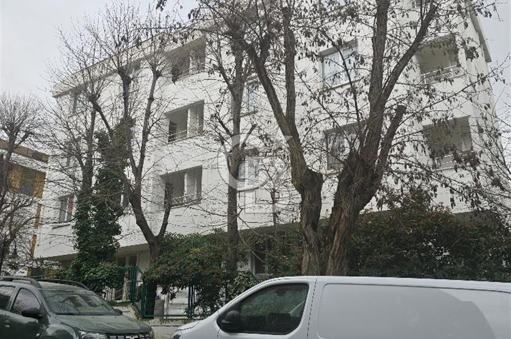 Acıbadem’in Merkezinde Kesintisiz Altyapılı, 1007 m² Prestijli Kurumsal Genel Müdürlük Binası