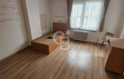 Acıbadem’in Merkezinde Kesintisiz Altyapılı, 1007 m² Prestijli Kurumsal Genel Müdürlük Binası