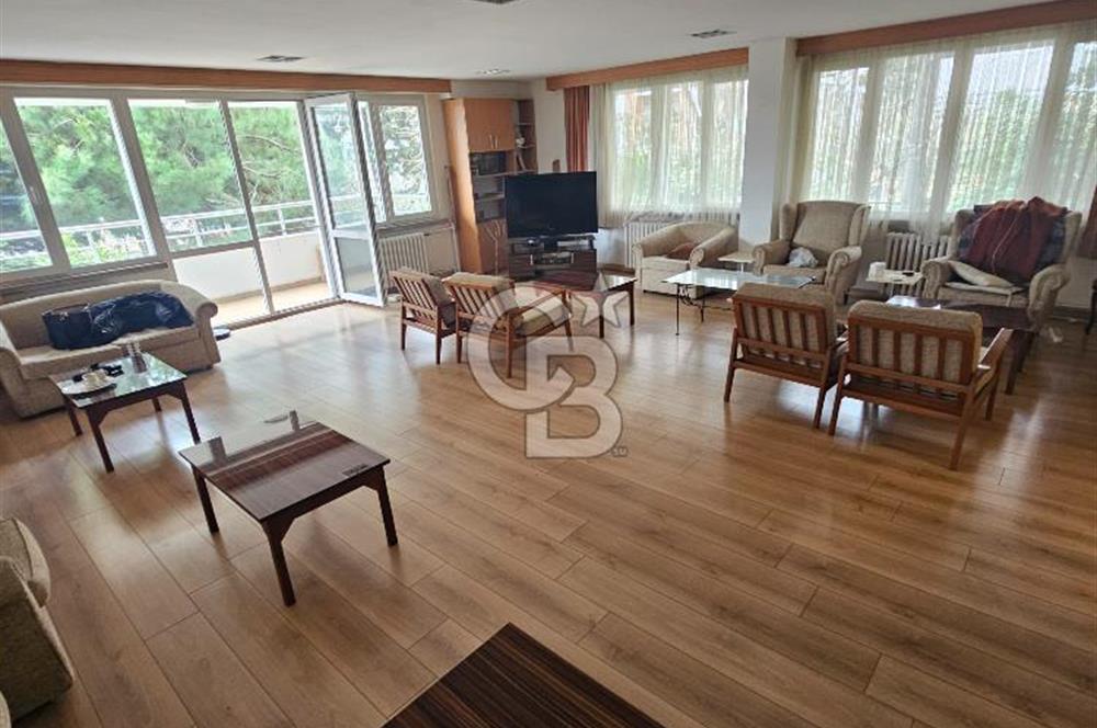 Acıbadem’in Merkezinde Kesintisiz Altyapılı, 1007 m² Prestijli Kurumsal Genel Müdürlük Binası