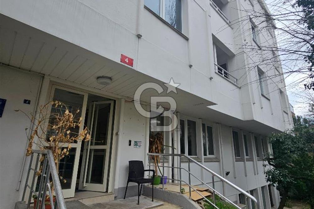 Acıbadem’in Merkezinde Kesintisiz Altyapılı, 1007 m² Prestijli Kurumsal Genel Müdürlük Binası