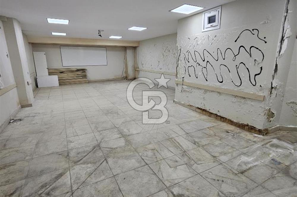 Fatih Aksaray’ın Kalbinde, Banka Kiracılı, 2.004 m² Satılık Prestijli Ticari Bina