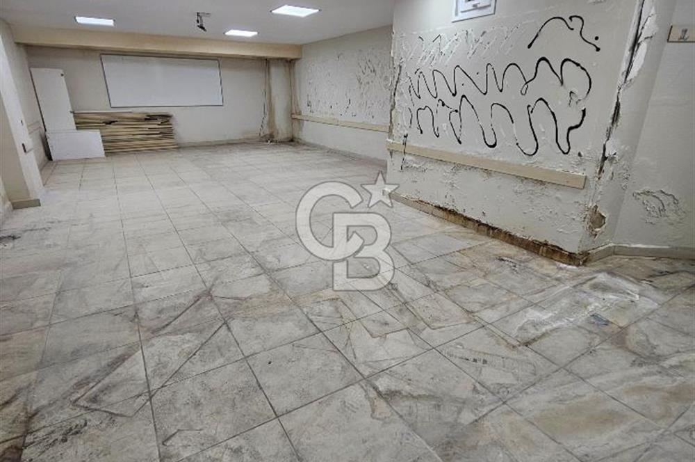 Fatih Aksaray’ın Kalbinde, Banka Kiracılı, 2.004 m² Satılık Prestijli Ticari Bina