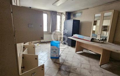 Fatih Aksaray’ın Kalbinde, Banka Kiracılı, 2.004 m² Satılık Prestijli Ticari Bina