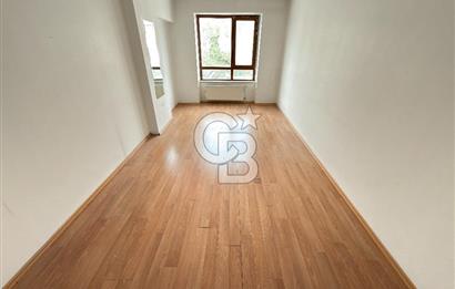 ÖVEÇLER VADİ YANI KABİL CAD.’DE GENİŞ  3+1 | KAPALI BALKON | 