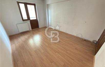 ÖVEÇLER VADİ YANI KABİL CAD.’DE GENİŞ  3+1 | KAPALI BALKON | 