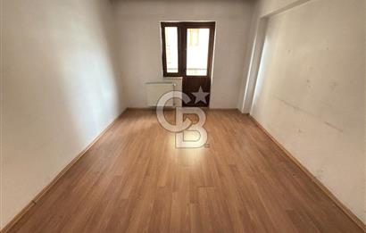 ÖVEÇLER VADİ YANI KABİL CAD.’DE GENİŞ  3+1 | KAPALI BALKON | 
