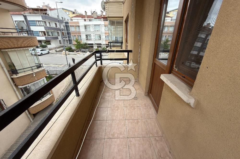 ÖVEÇLER VADİ YANI KABİL CAD.’DE GENİŞ  3+1 | KAPALI BALKON | 