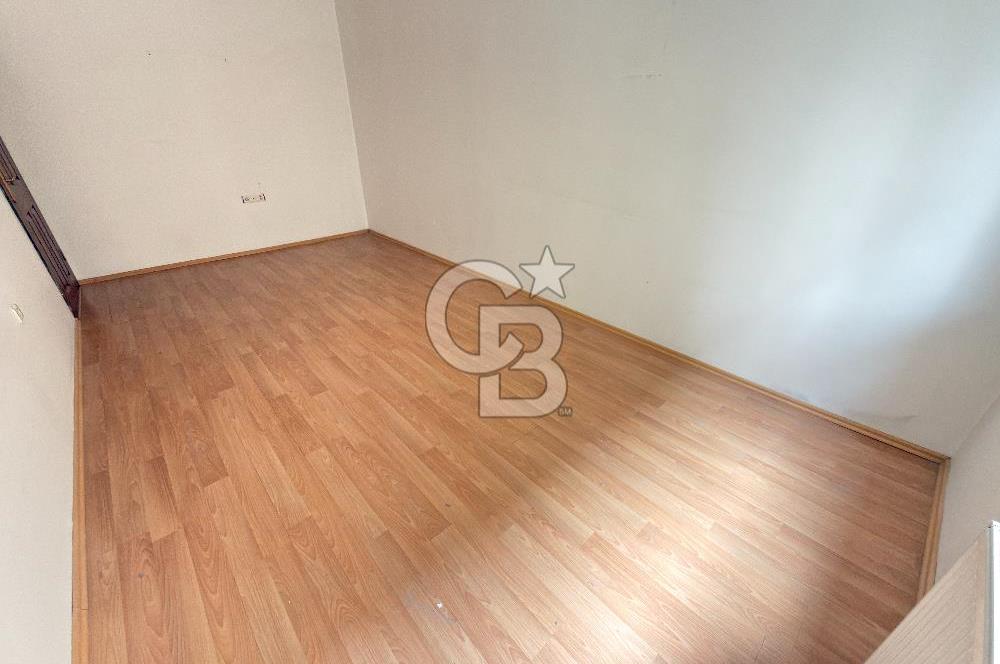 ÖVEÇLER VADİ YANI KABİL CAD.’DE GENİŞ  3+1 | KAPALI BALKON | 