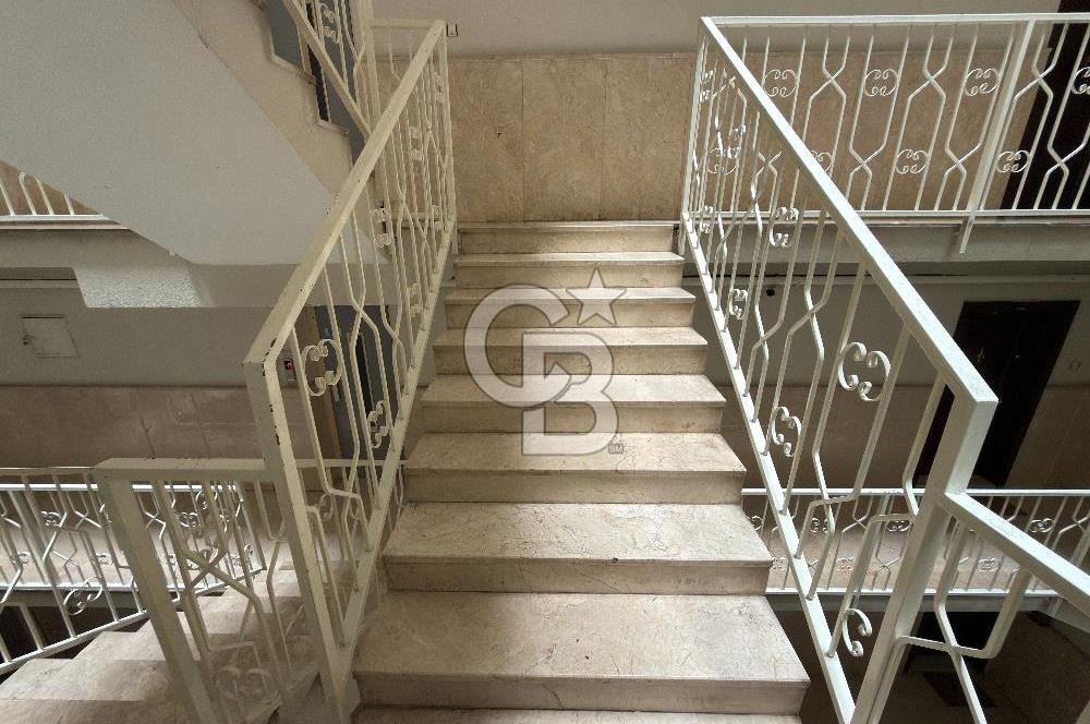 ÖVEÇLER VADİ YANI KABİL CAD.’DE GENİŞ  3+1 | KAPALI BALKON | 