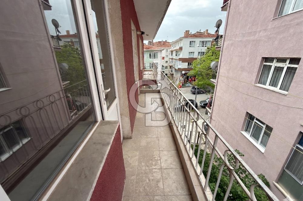 ETLİK KUYUYAZISI CADDESİNDE GENİŞ VE FERAH 3+1 AİLE DAİRESİ
