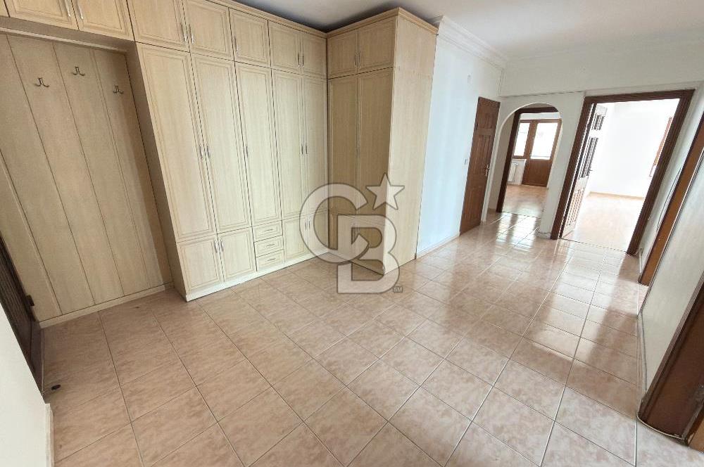 ÖVEÇLER VADİ YANI KABİL CAD.’DE GENİŞ  3+1 | KAPALI BALKON | 