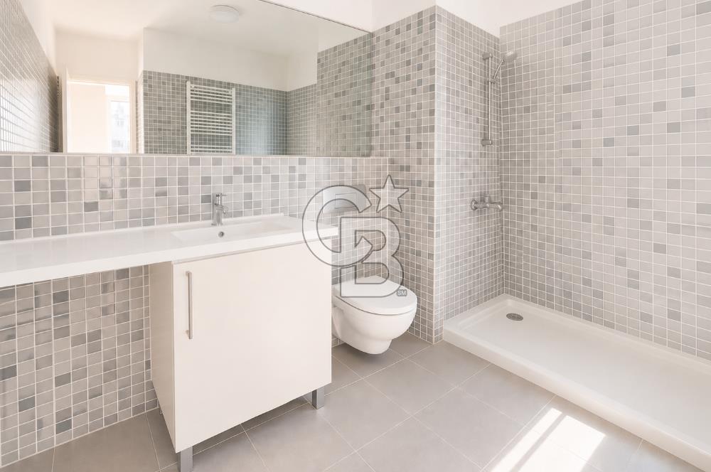 NARCİTY'DE C BLOK'TA DENİZ VE DOĞA MANZARALI 85 M2 1+1 DAİRE