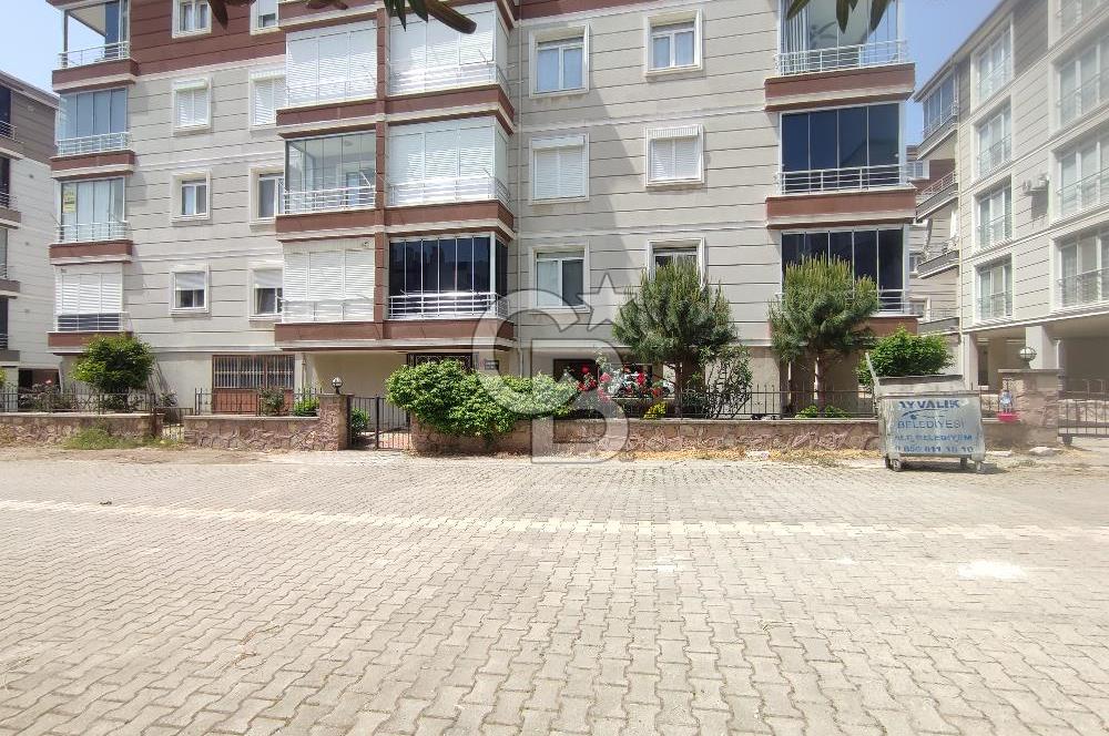 Ayvalık Sarımsaklı'da kiralık 2+1 daire 