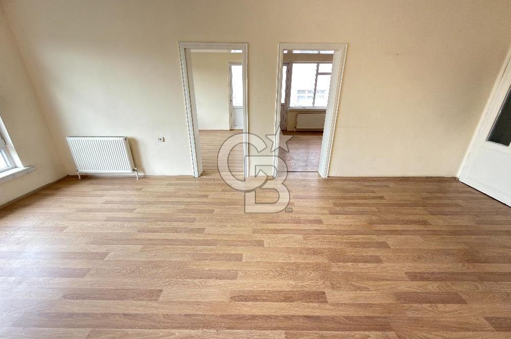 ETLİK KUYUYAZISI CADDESİNDE GENİŞ VE FERAH 3+1 AİLE DAİRESİ