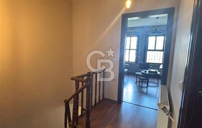 ÇENGELKÖYDE SATILIK MÜSTAKİL EV + ÖZEL OTOPARK + PEYZAJLI BAHÇE