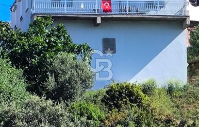 Seferihisar Beyler Köyü’nde Oturmaya Hazır Müstakil Köy Evi