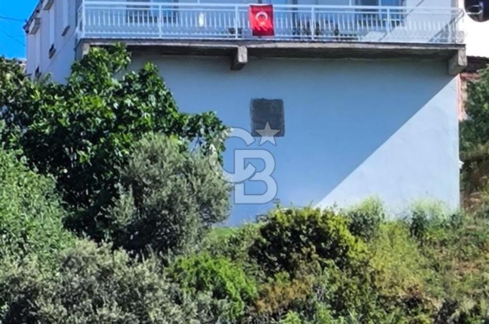 Seferihisar Beyler Köyü’nde Oturmaya Hazır Müstakil Köy Evi