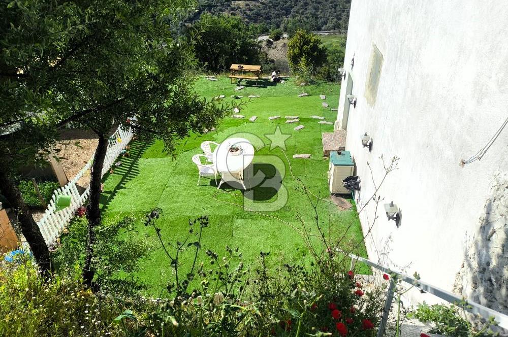 Seferihisar Beyler Köyü’nde Oturmaya Hazır Müstakil Köy Evi