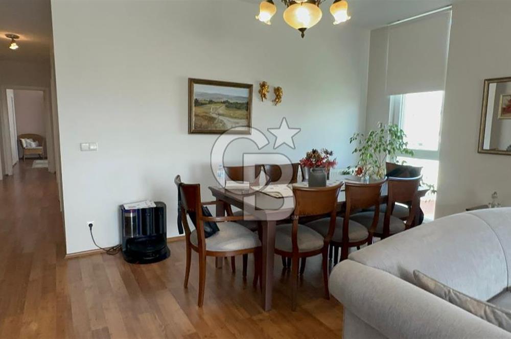NARCİTY'DE C BLOK'TA DENİZ VE DOĞA MANZARALI 175 M2 4,5+1 DAİRE