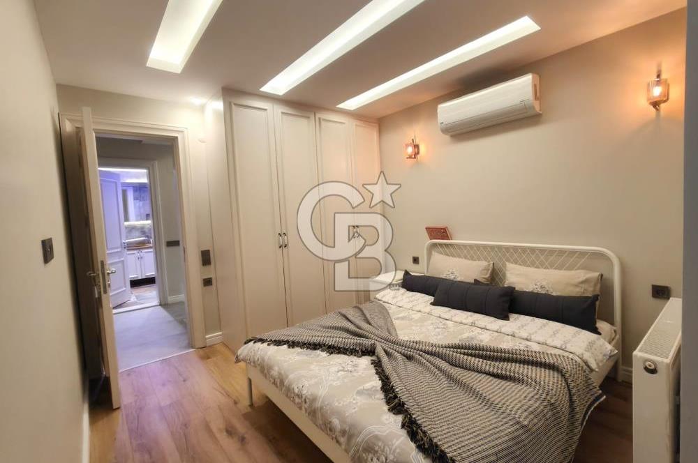Alaçatı'da Havuzlu Müstakil Kiralık Villa