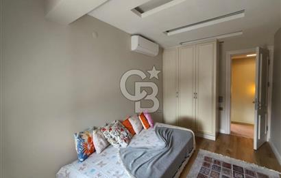Alaçatı'da Havuzlu Müstakil Kiralık Villa