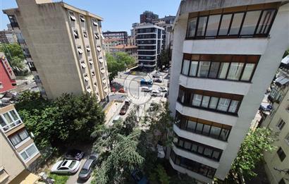 FAHRETTİN KERİM GÖKAY CADDESİ'NDE KİRALIK 3+1 125 M2 DAİRE