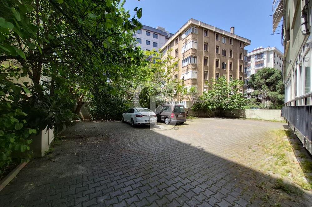 FAHRETTİN KERİM GÖKAY CADDESİ'NDE KİRALIK 3+1 125 M2 DAİRE