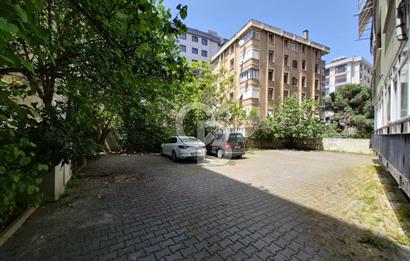 FAHRETTİN KERİM GÖKAY CADDESİ'NDE KİRALIK 3+1 125 M2 DAİRE
