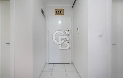 Güzelyalı Eğitim Mahallesinde Deniz Manzaralı Havuzlu Sitede 2+1