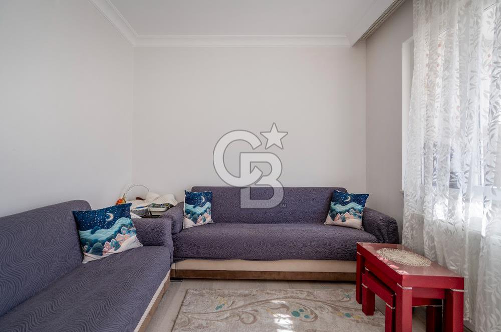 Güzelyalı Eğitim Mahallesinde Deniz Manzaralı Havuzlu Sitede 2+1