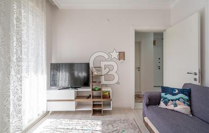 Güzelyalı Eğitim Mahallesinde Deniz Manzaralı Havuzlu Sitede 2+1