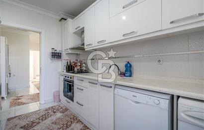 Güzelyalı Eğitim Mahallesinde Deniz Manzaralı Havuzlu Sitede 2+1