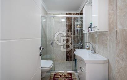 Güzelyalı Eğitim Mahallesinde Deniz Manzaralı Havuzlu Sitede 2+1