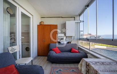 Güzelyalı Eğitim Mahallesinde Deniz Manzaralı Havuzlu Sitede 2+1