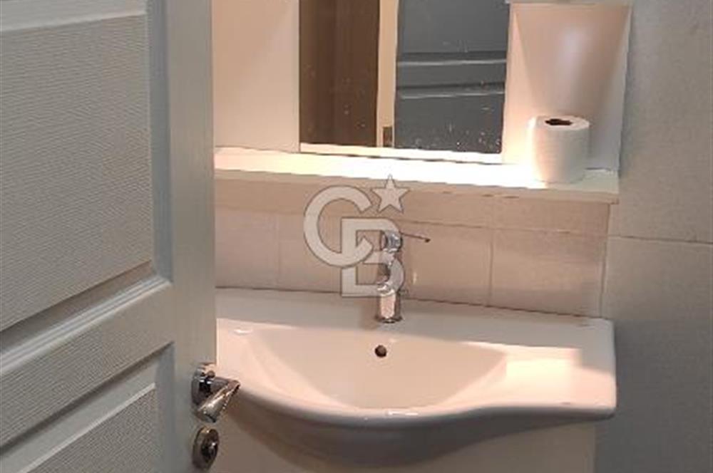 ŞİŞHANE, OKÇU MUSA CAD. ÜZERİNDE, 70M2, 2+1, BOŞ SATILIK OFİS