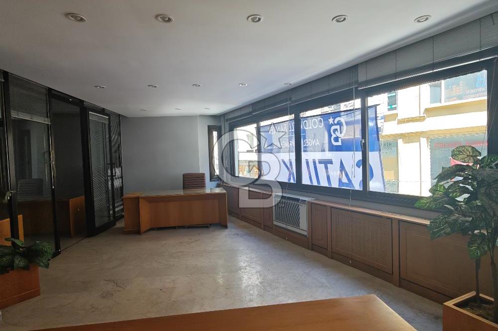 ŞİŞHANE OKÇU MUSA CADDESİ ÜZERİNDE 130M2, BOŞ OFİS KATI