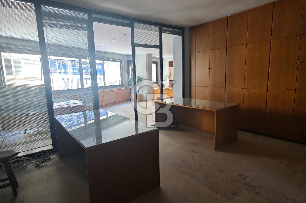 ŞİŞHANE OKÇU MUSA CADDESİ ÜZERİNDE 130M2, BOŞ OFİS KATI