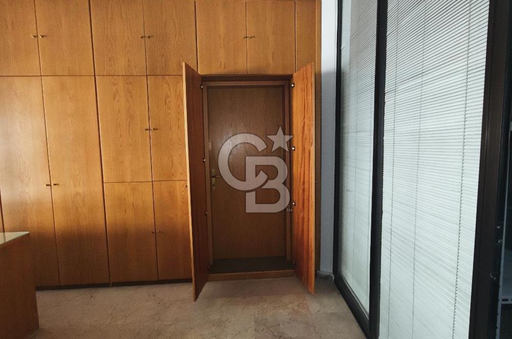 ŞİŞHANE OKÇU MUSA CADDESİ ÜZERİNDE 130M2, BOŞ OFİS KATI