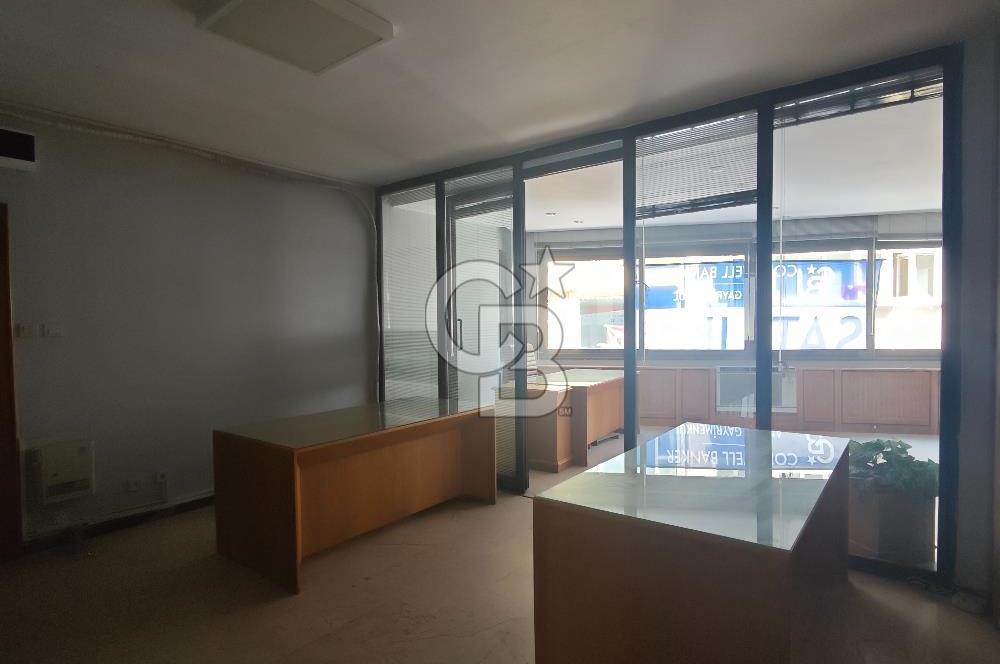 ŞİŞHANE OKÇU MUSA CADDESİ ÜZERİNDE 130M2, BOŞ OFİS KATI