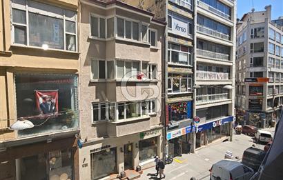 ŞİŞHANE OKÇU MUSA CADDESİ ÜZERİNDE 130M2, BOŞ OFİS KATI