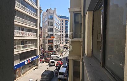 ŞİŞHANE OKÇU MUSA CADDESİ ÜZERİNDE 130M2, BOŞ OFİS KATI