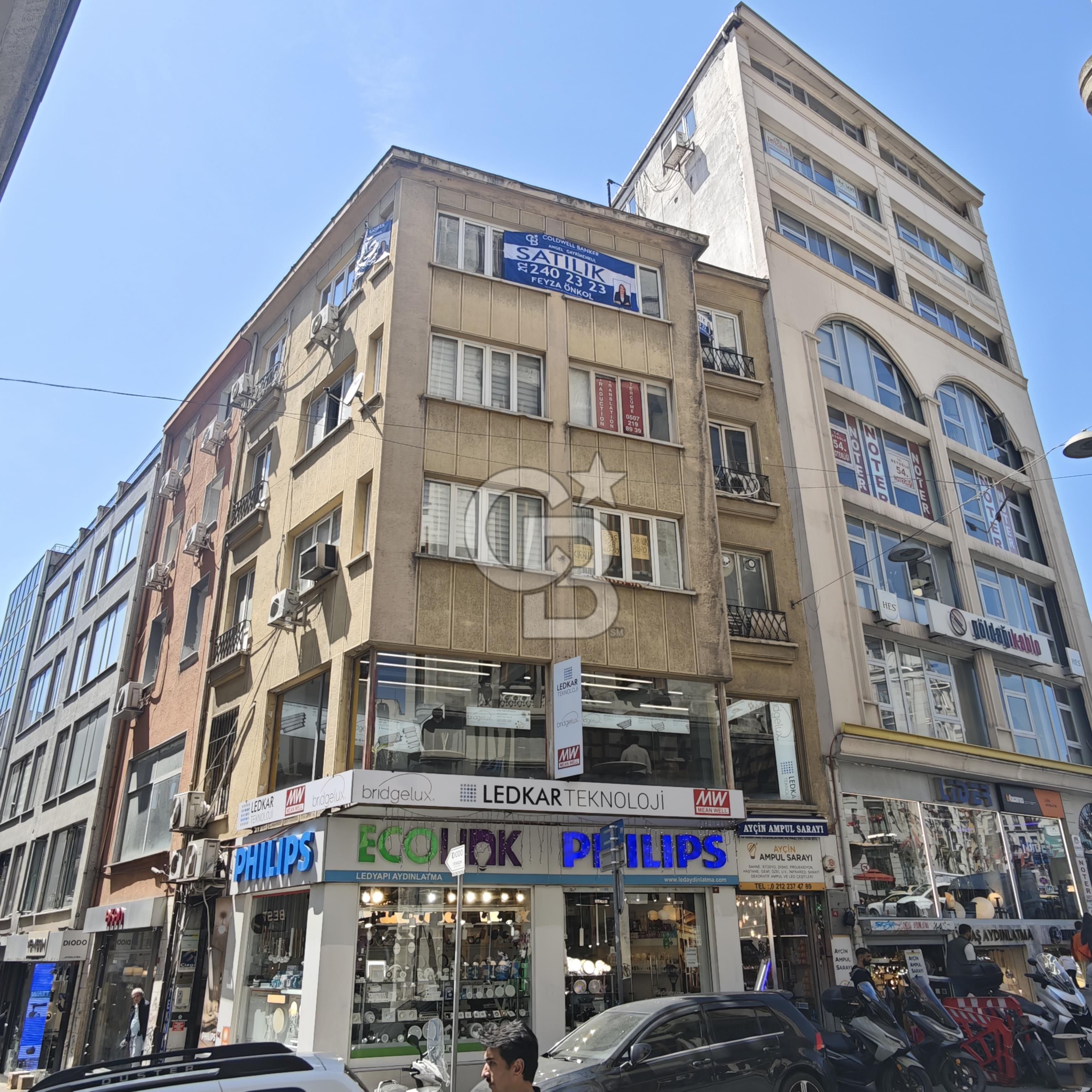 ŞİŞHANE, OKÇU MUSA CAD. ÜZERİNDE, 70M2, 2+1, BOŞ SATILIK OFİS