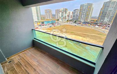 CUMHURİYET MAH. İSTPORT TERRACE EŞYALI KİRALIK 10.KAT 1+1