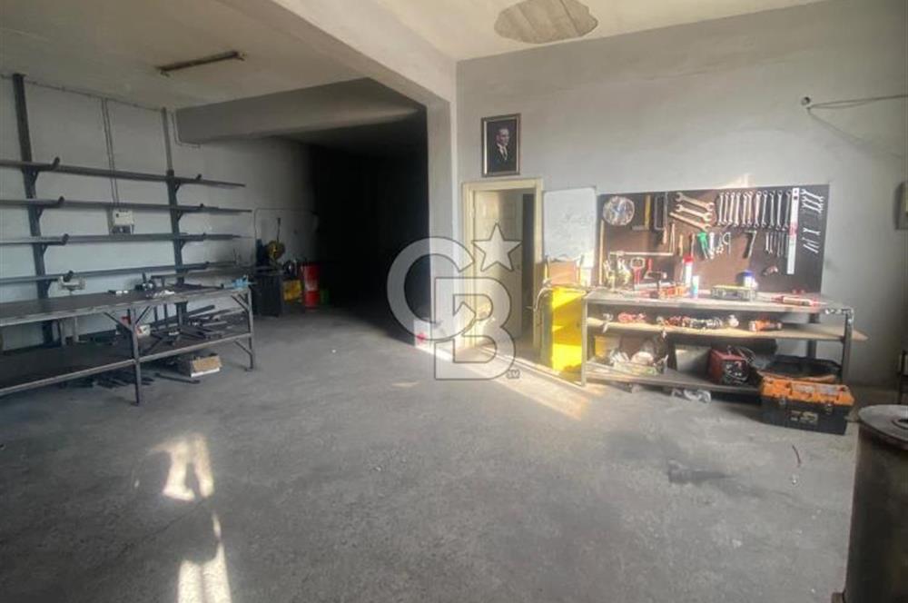 KÜÇÜKBALIKLIDA CADDE ÜZERİ 4 KATLI SATILIK ATÖLYE